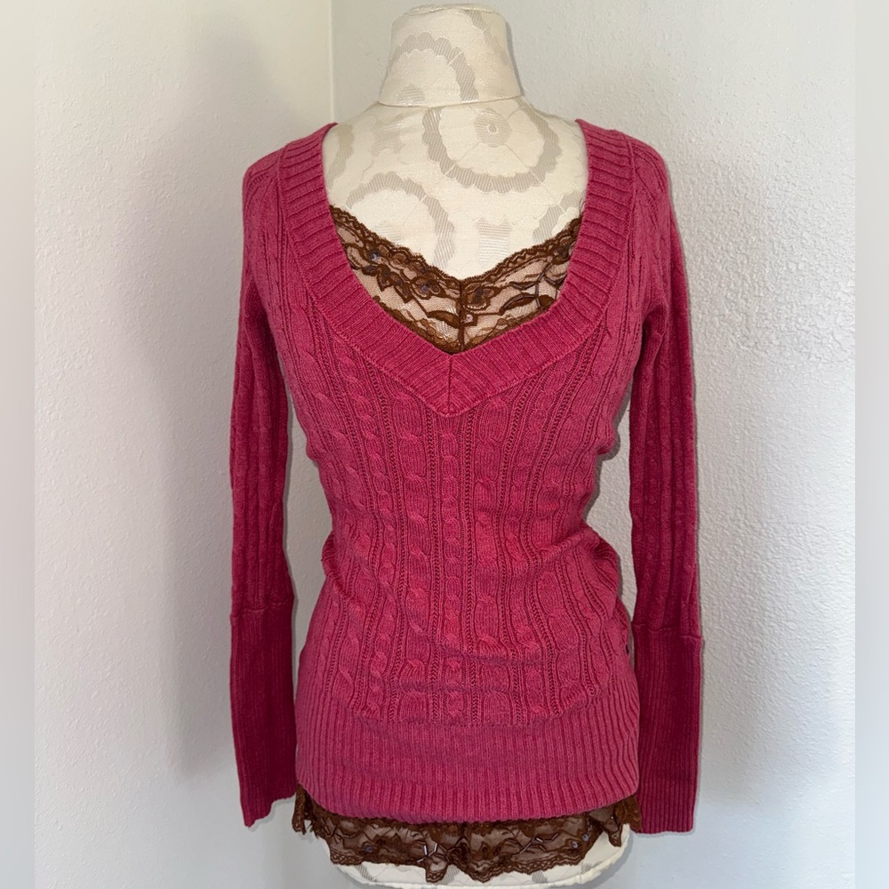American Eagle Outfitters Y2K Women's Pink Jumper Cable Knit V-Nexk Sweater Sz M